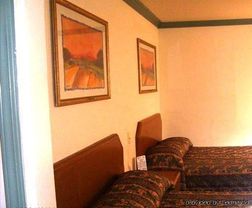 Town And Country Inn Santa María Habitación foto